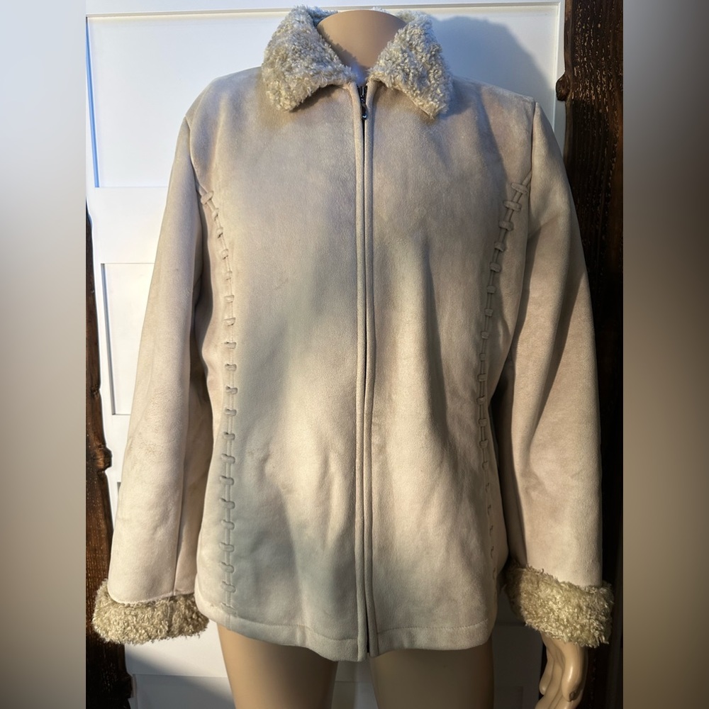 Liz Claiborne Faux Fur Coat | Size XL | Cream | Zip-Up